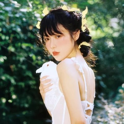 头像女最新2023高级真人图片(共46张)