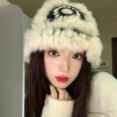 头像女最新2023高级真人图片(共46张)