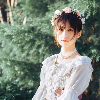 简单干净好看微信头像女生(优选22张)