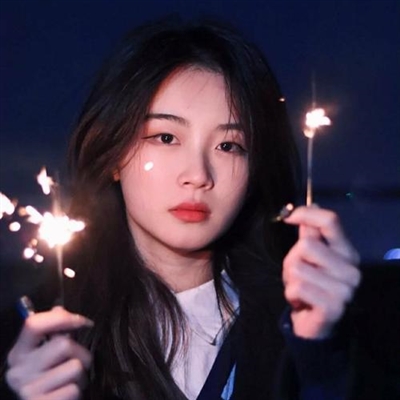 男生一看就心动的女生头像(24张)