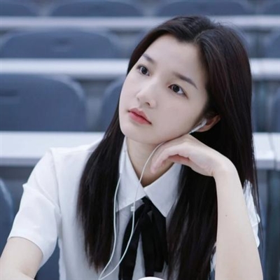 男生一看就心动的女生头像(24张)