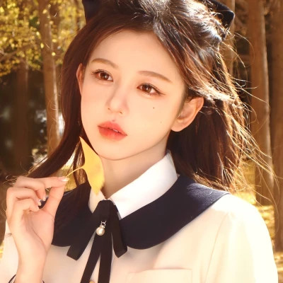 第一眼就吸引人的图片女生头像(共24张)