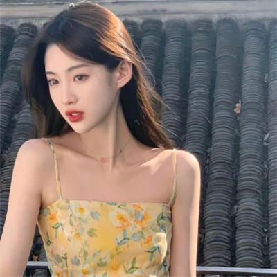 第一眼就吸引人的图片女生头像(共24张)
