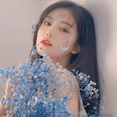 第一眼就吸引人的图片女生头像(共24张)