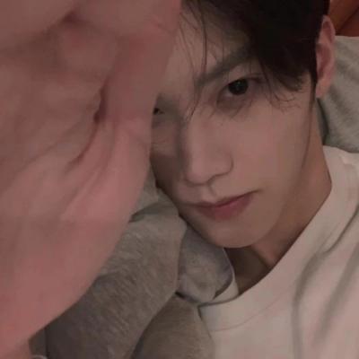 唯美浪漫却有点丧的个性风景头像男(24张)