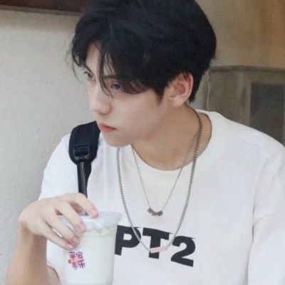 有气质的头像男(24张)
