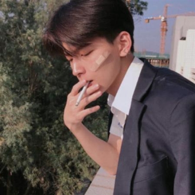 微信头像有深度男头(22张)