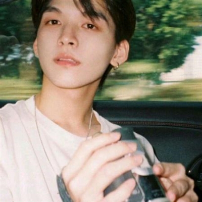 微信头像有深度男头(22张)