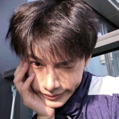 微信头像有深度男头(22张)