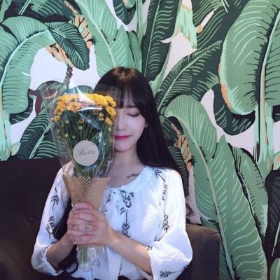 花束挡脸头像女(22张)