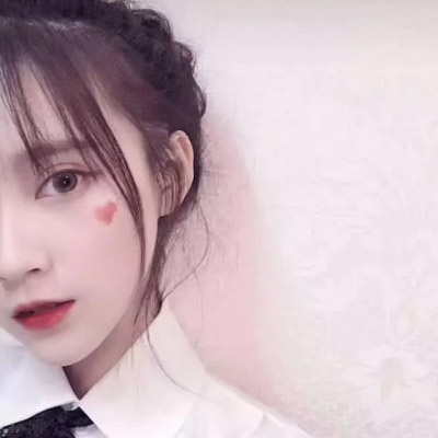 18岁女生微信头像(精选22张)