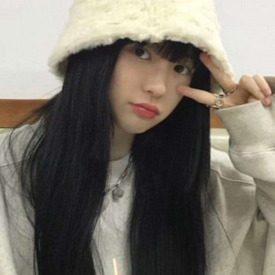 18岁女生微信头像(精选22张)