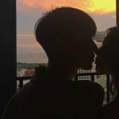 情侣头像夕阳侧脸一男一女(32张)