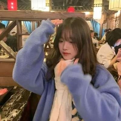 2023最火女生微信头像(共20张)