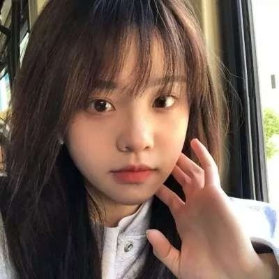 2023最火女生微信头像(共20张)