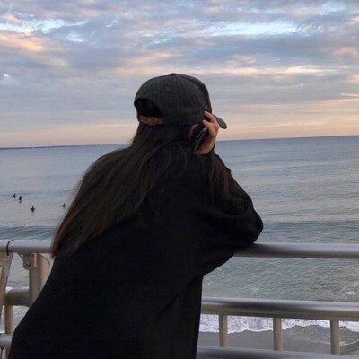 娇妻美女后背头像(共36张)