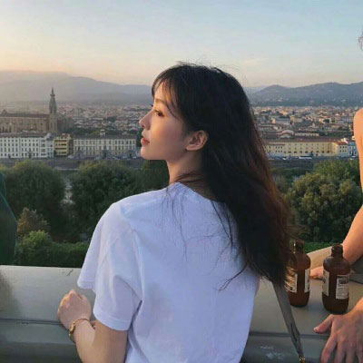 娇妻美女后背头像(共36张)