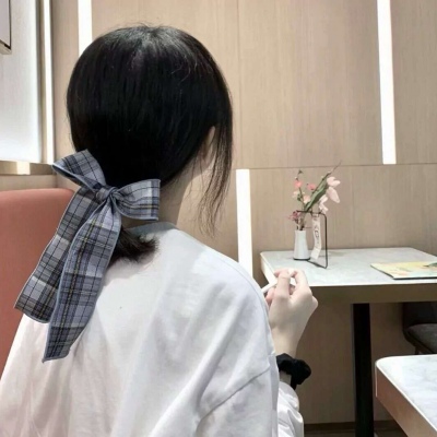娇妻美女后背头像(共36张)