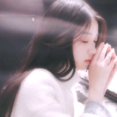 文字女单肩披发女头像(精选33张)