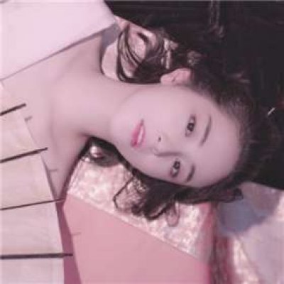 文字女单肩披发女头像(精选33张)