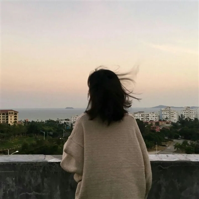 高冷气质女神头像(18张)