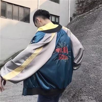 微信头像压抑的男生(优选22张)