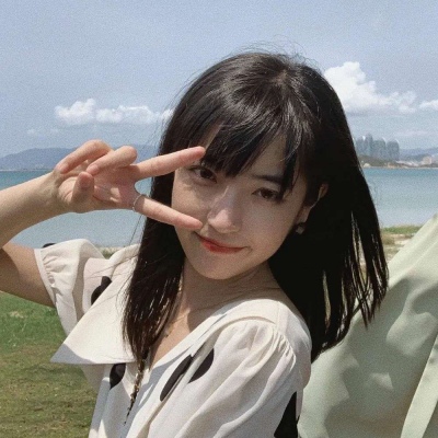 简约时尚好看的女生头像真人(共24张)