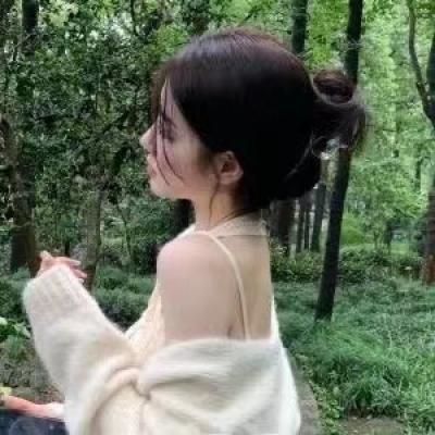 简约时尚好看的女生头像真人(共24张)