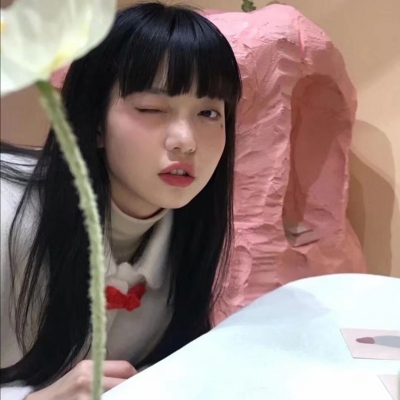 简约时尚好看的女生头像真人(共24张)