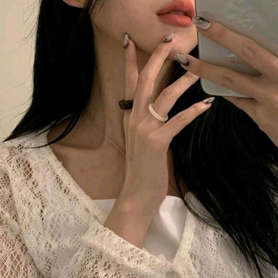 高级感十足的头像(16张)