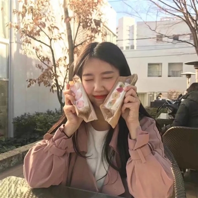 温柔干净且惊艳的头像女(共23张)