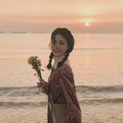唯美复古森系女生头像(24张)