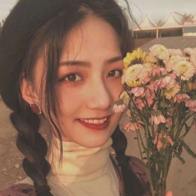 唯美复古森系女生头像(24张)