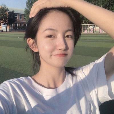 唯美复古森系女生头像(24张)