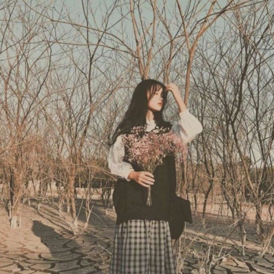 唯美复古森系女生头像(24张)