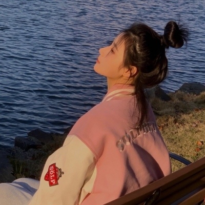 情侣头像不明显的一男一女分开(精选18张)
