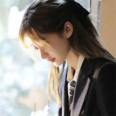 情侣头像不明显的一男一女分开(精选18张)