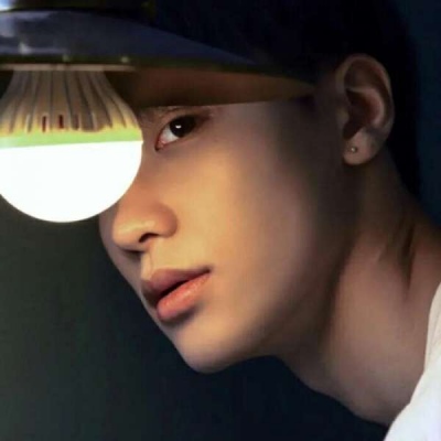 招女生喜欢的男生头像(精选16张)