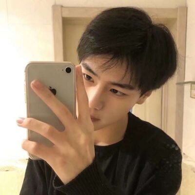 招女生喜欢的男生头像(精选16张)