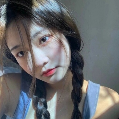 清新蓝色森系女生头像(22张)