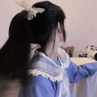 清新蓝色森系女生头像(22张)