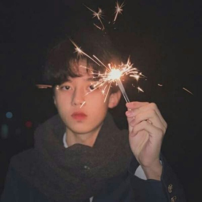 单人情头高清一人一张(精选22张)