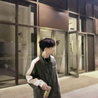 高颜值抖音网红头像图片男(22张)