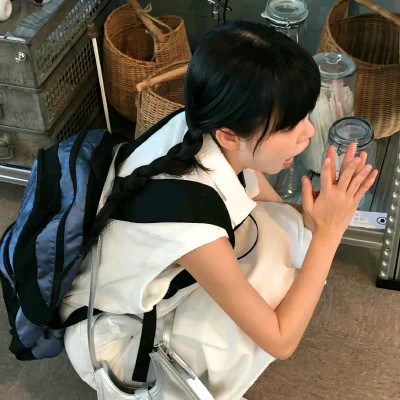 2023最火爆的头像女(精选20张)