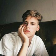 适合三十岁男性的微信头像(优选16张)