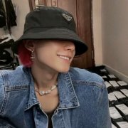 男生帅气有魅力的微博头像图片(共20张)