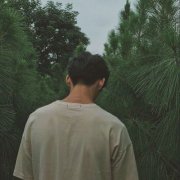 让人过目不忘的男生头像图片(18张)