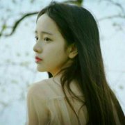 头像意境唯美女生图片(精选16张)