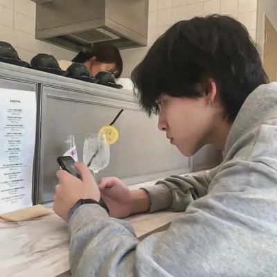 适合青少年的微信头像图片男(优选16张)