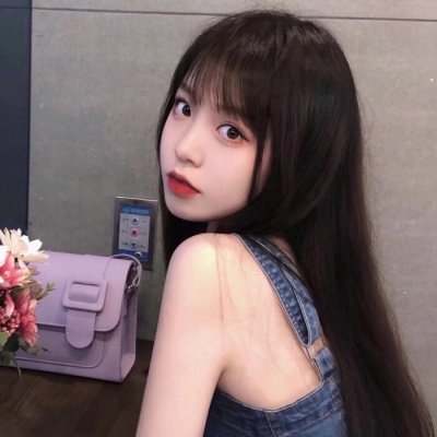 吸引人注意的头像女(16张)
